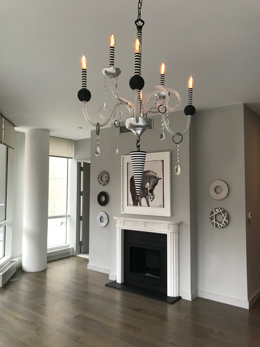 biellomartin's tweet photo. biello crystal chandelier and ceramic halo's on the wall . newly installed in new condo . #blackandwhiteart #wallart #ceramicdesigner #art #lighting #customchandeliers #philadelphiadesigndistrict #design #artlife https://t.co/eY0hjaeiCt
