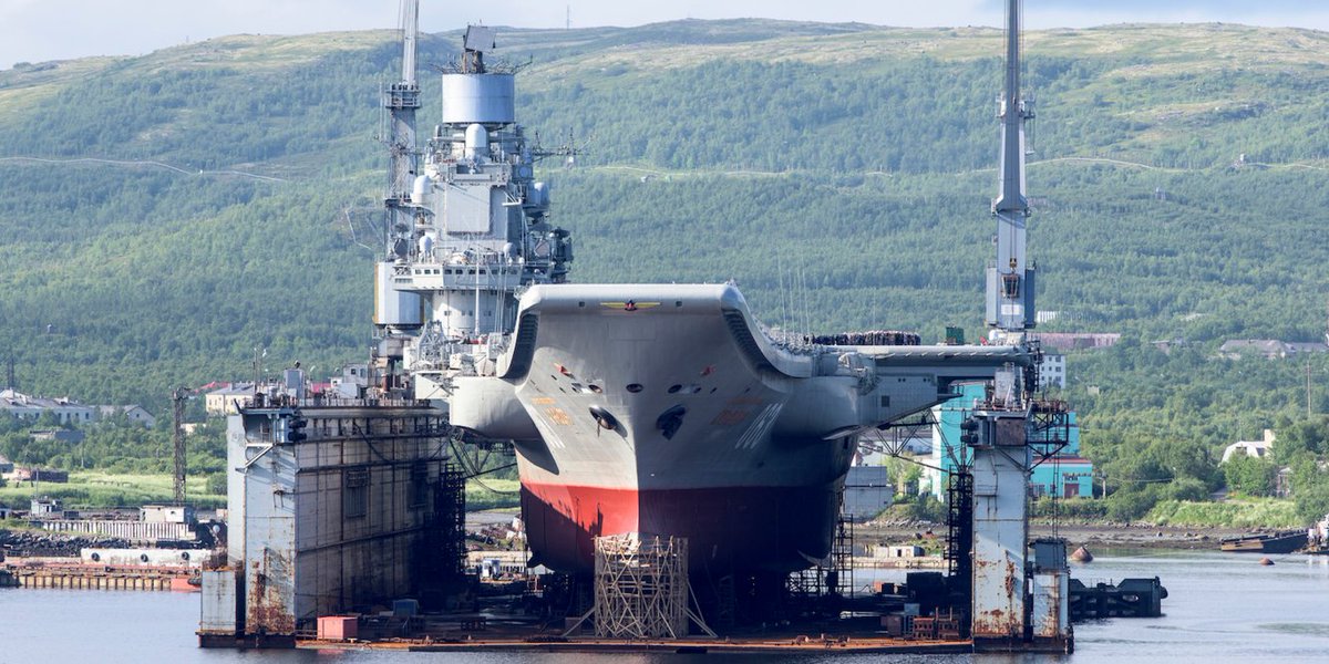 mrlynx_oficial's tweet image. A. Rakhmanov (quien calificó como "hundimiento no estandar” accidente dique #PD50 en sus astilleros de Murmansk) informa que daños con al caida de la grua sobre portaaviones #Kuznetsov ascienden a 1,1m$ pero que no afectará a fecha prevista de entrega a Marina #Rusia (mid 2021).