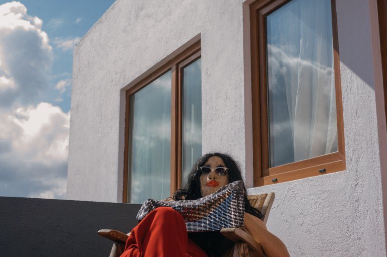 “I think about her surety and strength and her absolute conviction that beauty is what we make it.” bit.ly/2SiLjYx