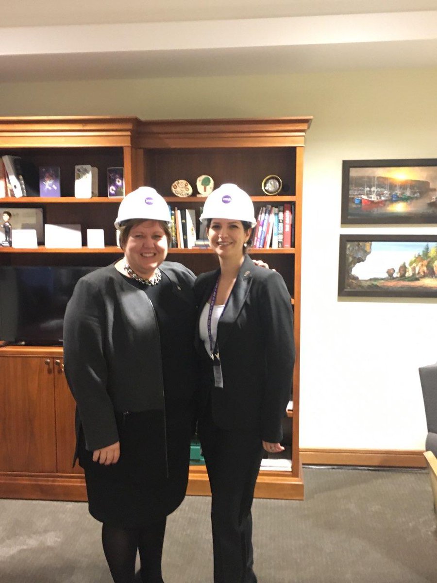 Met with my riding MP @AlainaLockhart. We discussed ways we can cont' to support important orgs such as @NBNewBoots in progressing women in the trades, as well as opps to bring immigrants into the industry. Thanks Alaina and hope to have you at @canbmoncton! #Construction4CDNS
