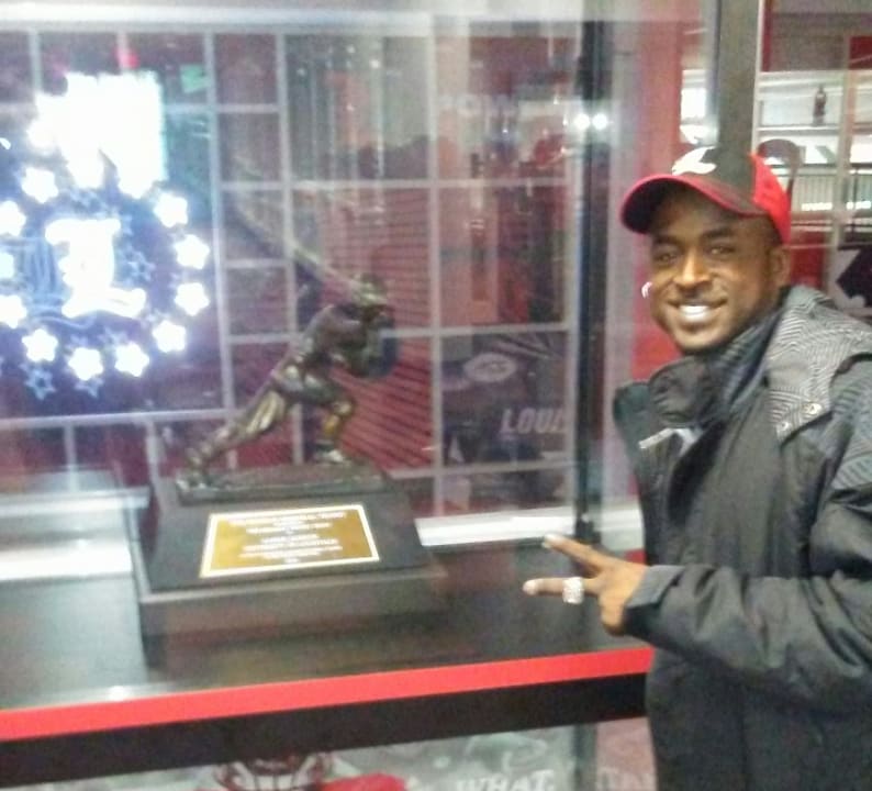 Thank you L. Jackson for bringing the Heisman Trophy to LOUISVILLE. GO CARDS!