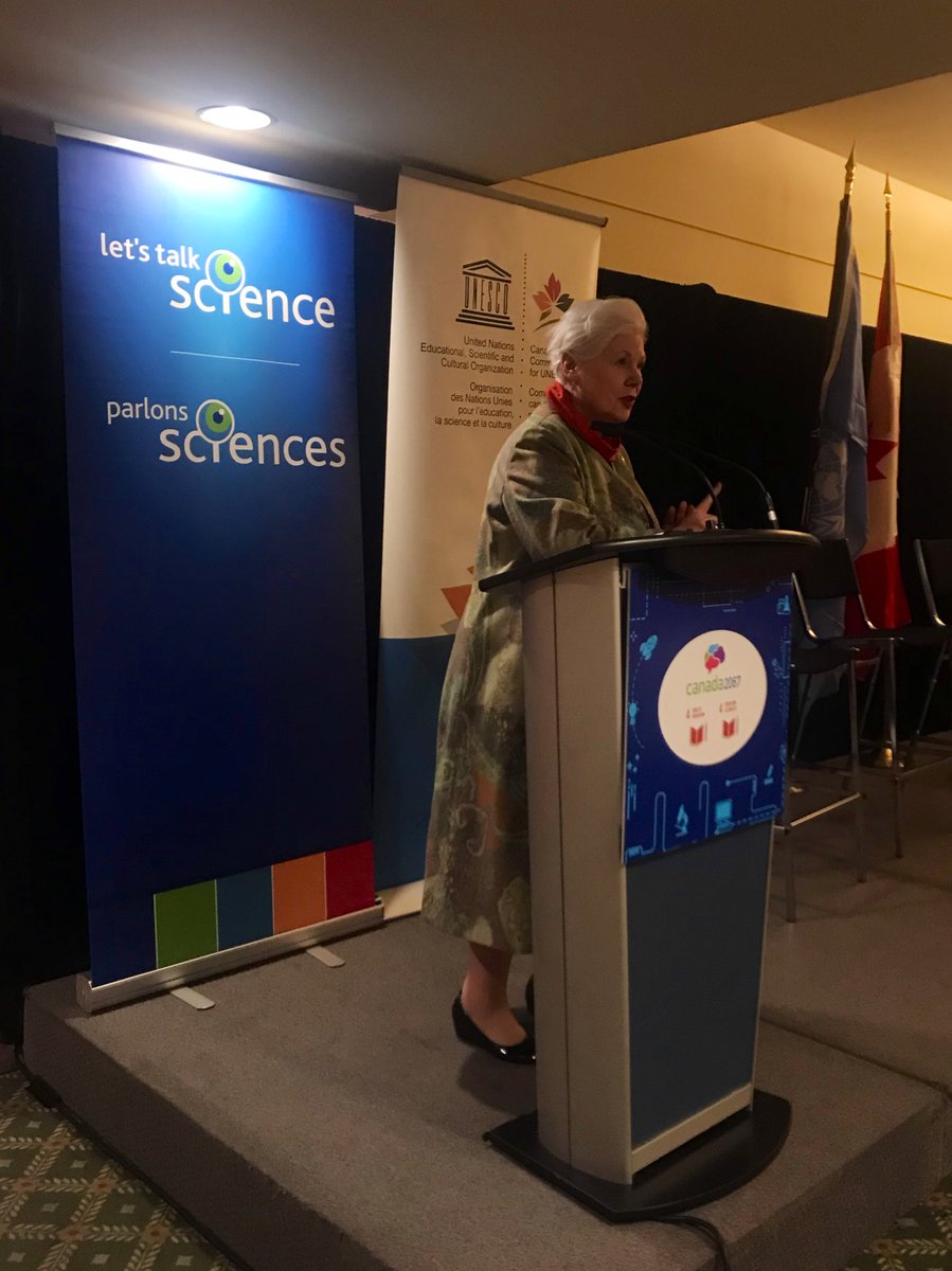 LetsTalkScience's tweet image. “We’ve got to do a better job of telling our stories.” 

Curiosity, learning every day and a good deal of intelligent risk taking along the way brought @LGLizDowdeswell through her career journey. #Can2067 #sdgchallenge