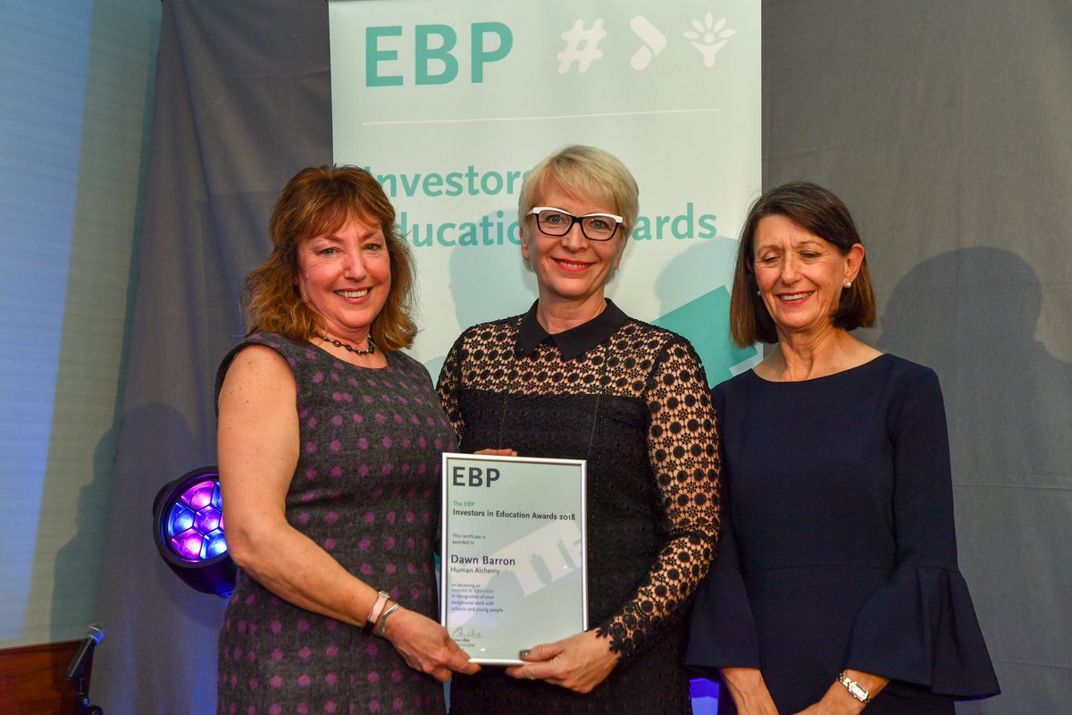 EBP_UK's tweet photo. Dawn Barron of @Human_Alchemy collecting her Investors in Education Award for her wonderful mentorship of young people in our #MiniExec programme #IiEAwards https://t.co/v3gTekvRia