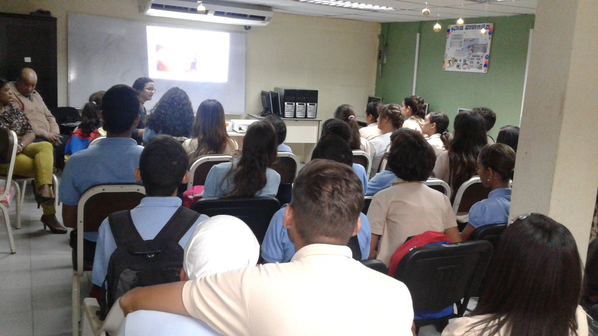 UrbanejaCbit's tweet photo. Los Estudiantes del LB Diego Bautista Urbaneja asistieron al Conversatorio de Como actuar ante un Sismo o Terremoto dictado por la empresa @Repsol@Fundabit @FundabitPrensa @SalaAnzoategui https://t.co/NVzMh8kxrL