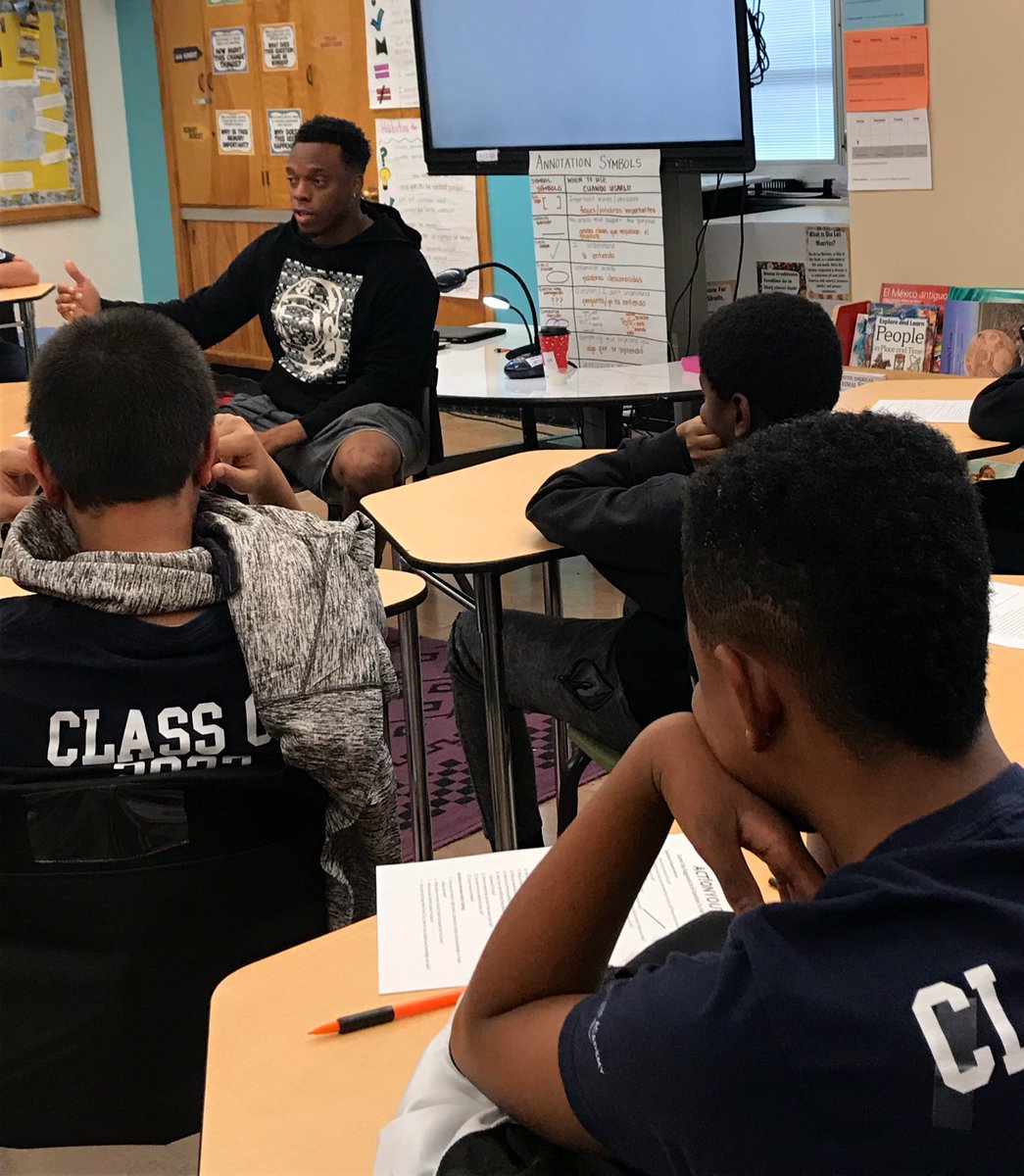 BroncosOffField's tweet photo. .@BMarshh spent the afternoon participating in an @ActionYouthCO class at Compass Academy as part of his FEEL Movement outreach.

@ActionYouthCO works to develop urban student leaders who positively influence their communities 🙌 https://t.co/XPKzF376oH