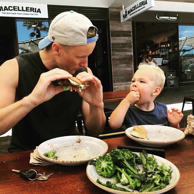 MacelleriaBondi's tweet photo. We have burgers for big hands & burgers for little hands. Plus don’t forget those greens. 🥬 🍔 #Macelleria #Bondi #bondibeach #lunch #bondilife #bondilocal #bondilocals #burgers #twohands #burgermania #burgerholic #meatlovers #wheretosydney #eatdrinkplaysydney #yelosydney #ti… https://t.co/HKTfZfjJgK