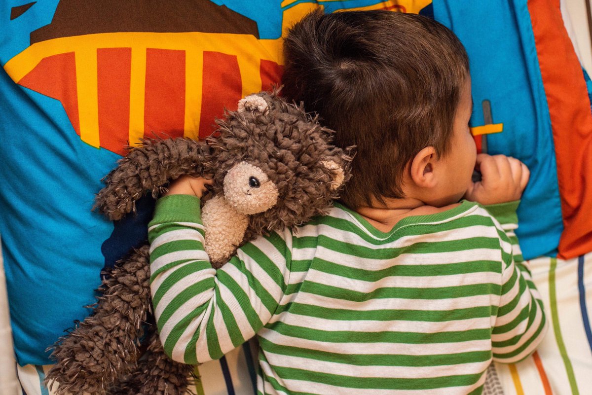 Now that's a bear-y cute duo 🐻
.
.
.
.
#kidspreferred #filledwithwonder #furriends #stuffedanimals #bear #snuggles #naptime
