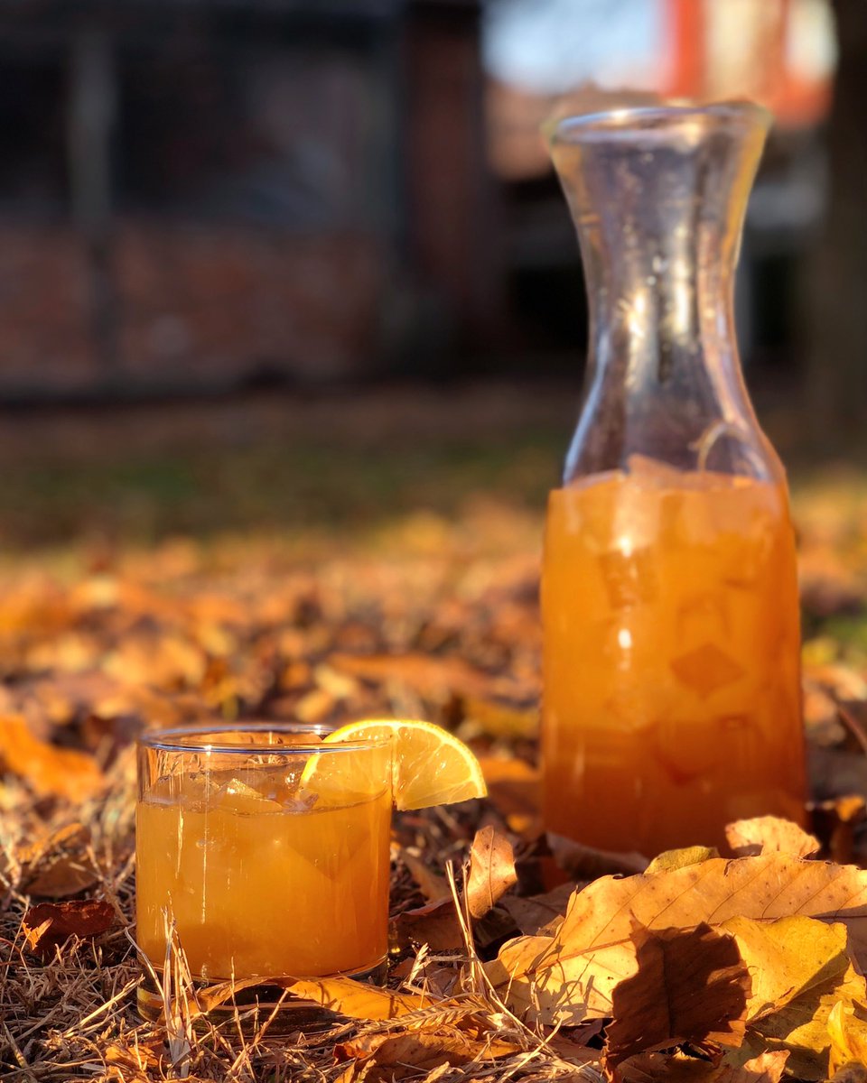 urbanstack's tweet image. Have you heard about our High Tea deal? It’s unbeLEAFable 😋🍂 Get it at half price all day on Tuesdays!