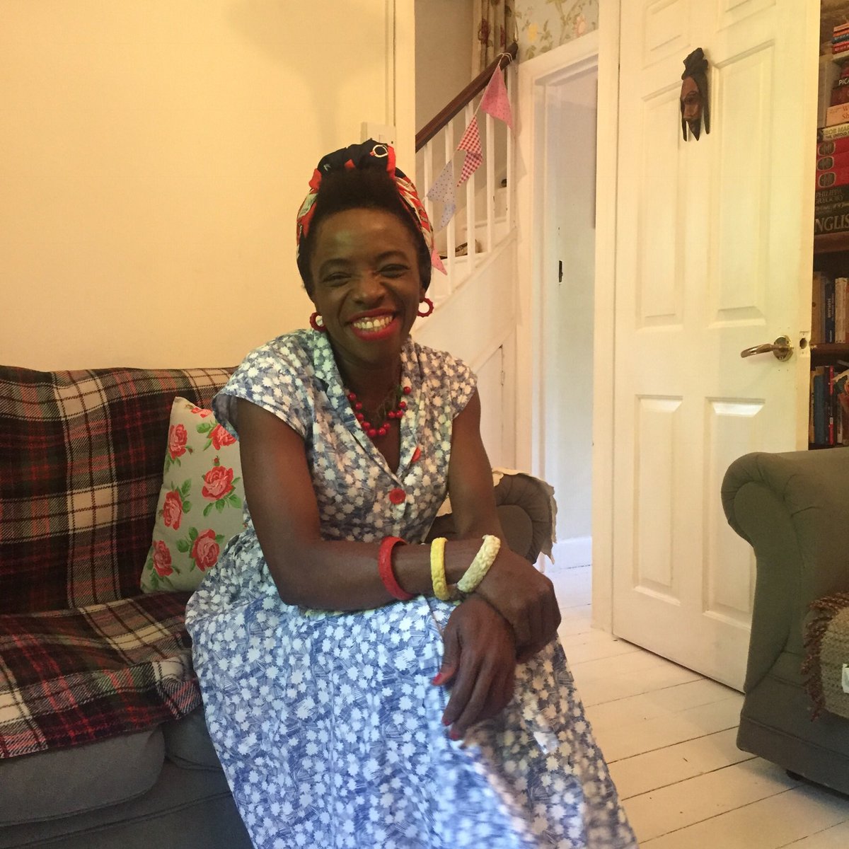 My latest blog post is up! Come and read about the vintage-obsessed, Lewes-based stylist Mars Dilbert and have a tour around her nostalgic home! theleweshome.com #blog #interview #stylist #vintage #lewes
