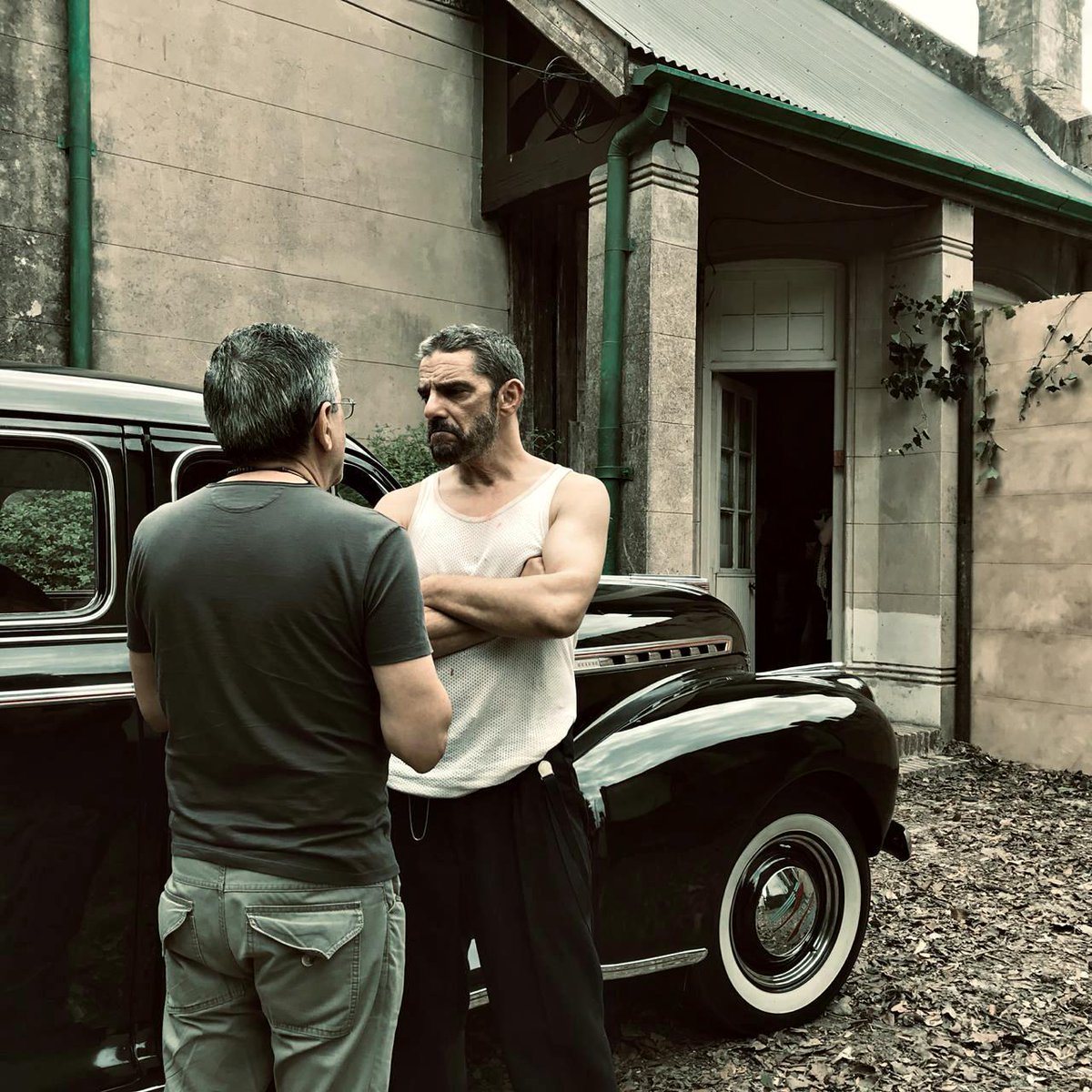 Fabián Mazzei chequeando su auto último modelo. Seguimos filmando <a href="/solapelicula/">solapelicula</a> 🎥 
#backstage #cineargentino #estreno2019