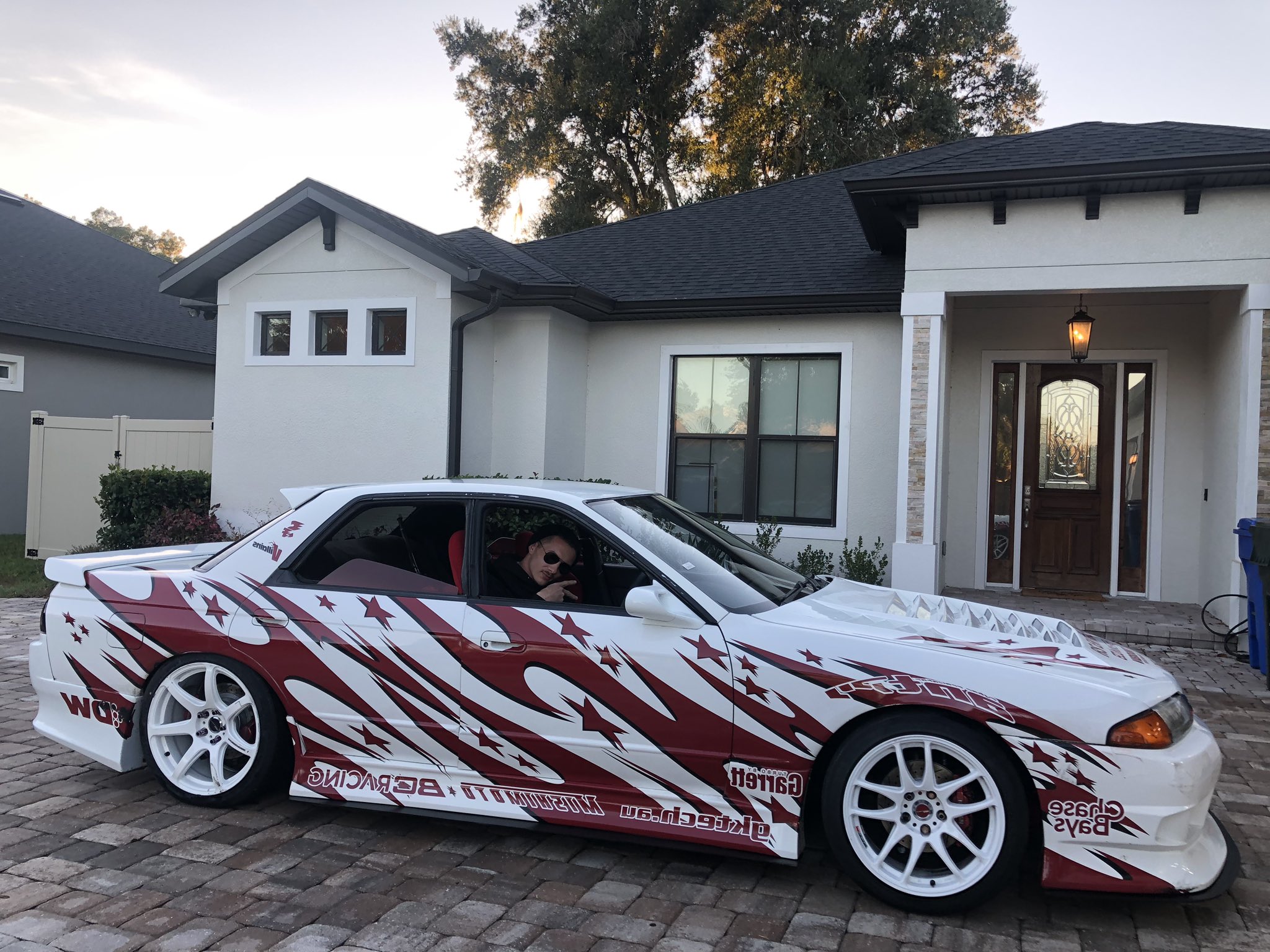 Adam LZ r32 Skyline Флейм