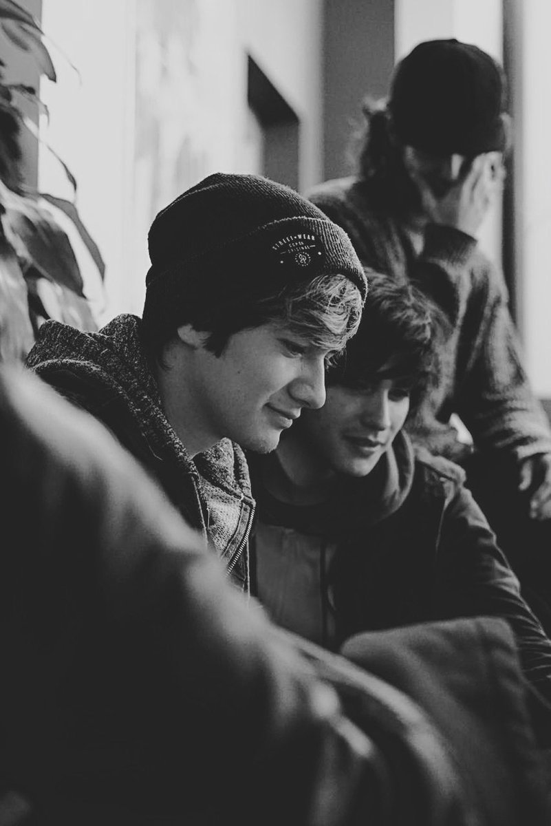 flytheband's tweet photo. https://t.co/Ms32pqWs4S