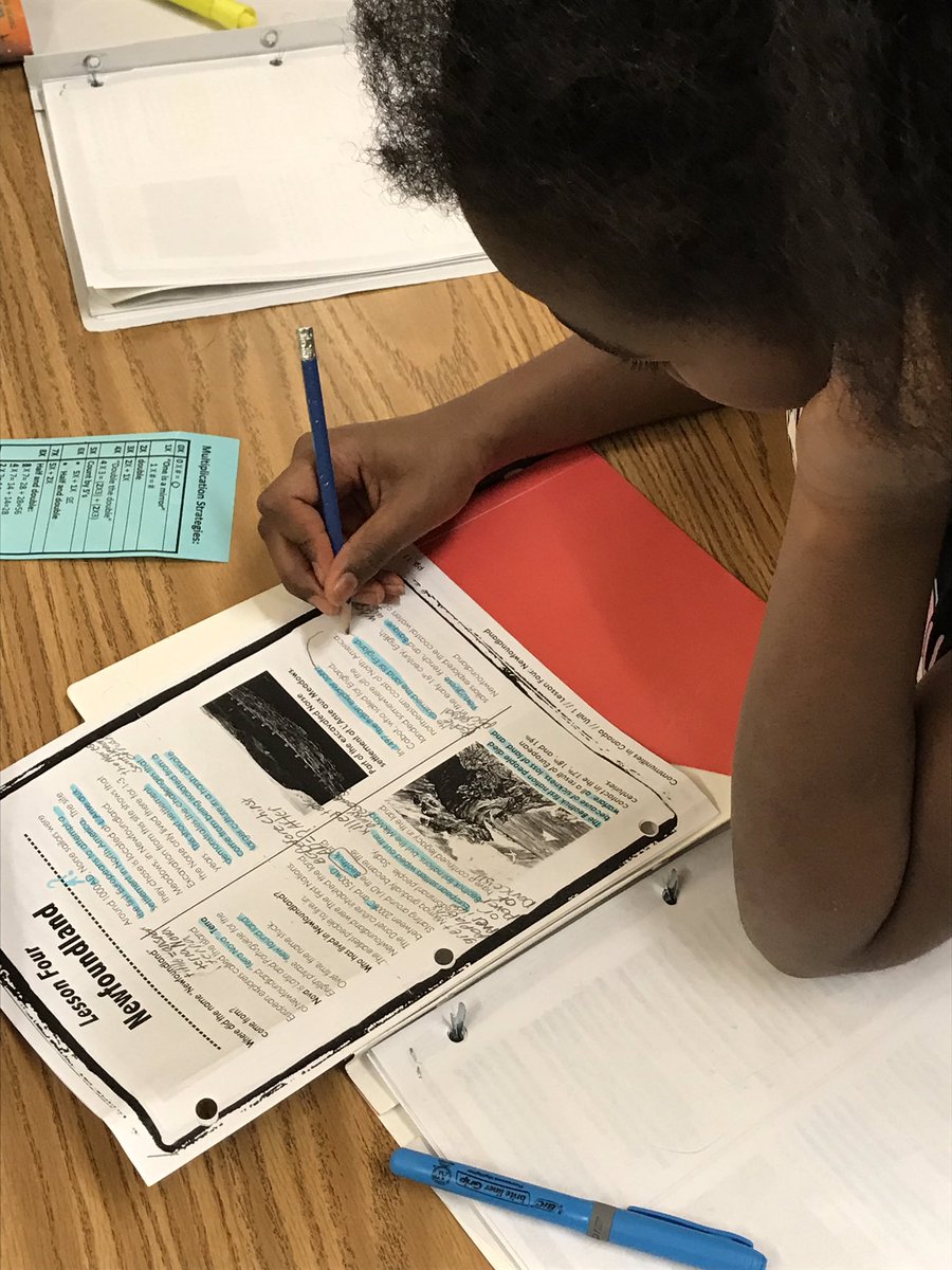 l_burym's tweet photo. Love when teachers reflect on learning walk feed back and incorporate it into their lessons! Learning how to annotate Informational text #mpscpssd #adminwin #growingreadersandwriters https://t.co/EBSdxeMGQr