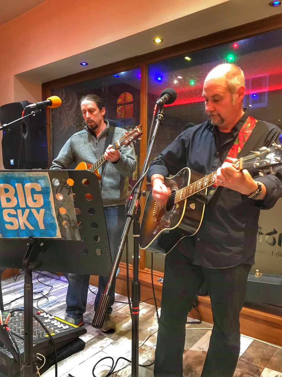 Some shots by <a href="/callyjanestudio/">Cally Johnson-Isaacs</a> of our curry house gig tonight in #Seahouses.  Plans are afoot for a curry house-based tour! <a href="/nland360/">Andy Craig</a> <a href="/BuskersNE/">BuskerPhil</a>