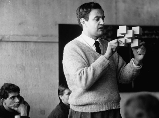 Addio a #TomàsMaldonado. 

#design #architecture #artist #philosophy