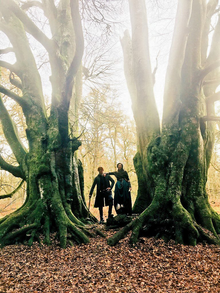 IsaCaledonia's tweet photo. #Outlander BTS ๐ณ๐ณ #FrasersRidge #CommomGround https://t.co/FoQ1KA7ZnK