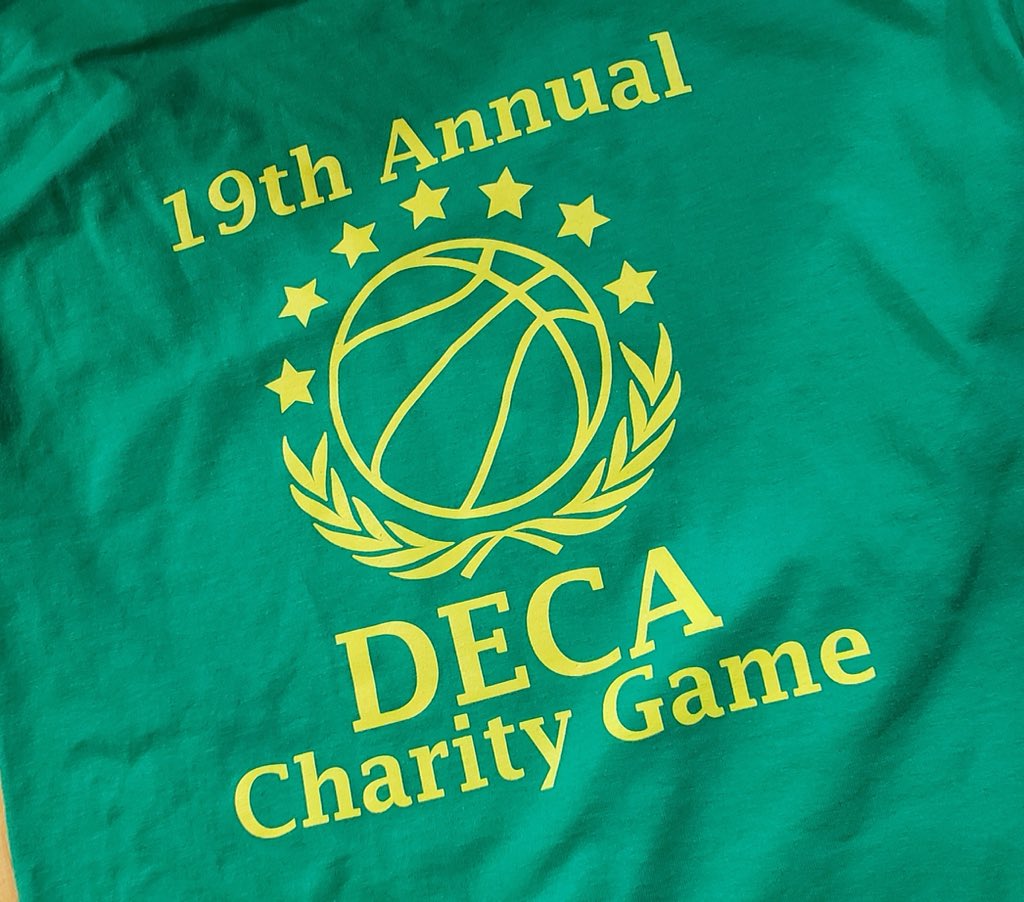 KLLFoundation's tweet photo. Thank you @SMSDECA for supporting us at the Green  and Gold Charity game tonight! It was an honor and pleasure! @smsgirlshoops @SMS_PACE https://t.co/oNFgxR8v7L