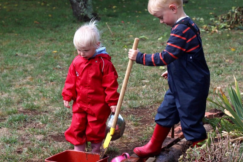 OurYearOutdoors's tweet photo. "#​1. Jump in puddles. It’s still my kid's favourite thing to do in the rain." 9 things to do in the rain! https://t.co/pJIrYHAX4b #whatevertheweather #mudplay #natureplay #vitaminn #getoutside #raiseawildchild #OptOutside #nature  #outdoorfamilies #childhoodunplugged #outfam https://t.co/0pbUNQkfQ6