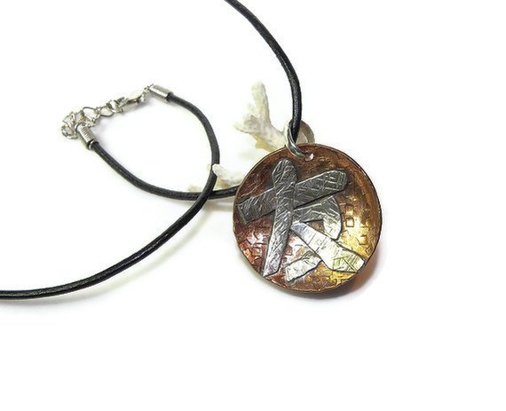 LoveStoneArts's tweet photo. Calligraphy Pendant in Silver and Copper- Unisex, Friendship P108 https://t.co/gCpUtTNVH8 #opals #gemstones #silverjewelry #jetteam #ChineseSymbol https://t.co/sWN5wmfcie