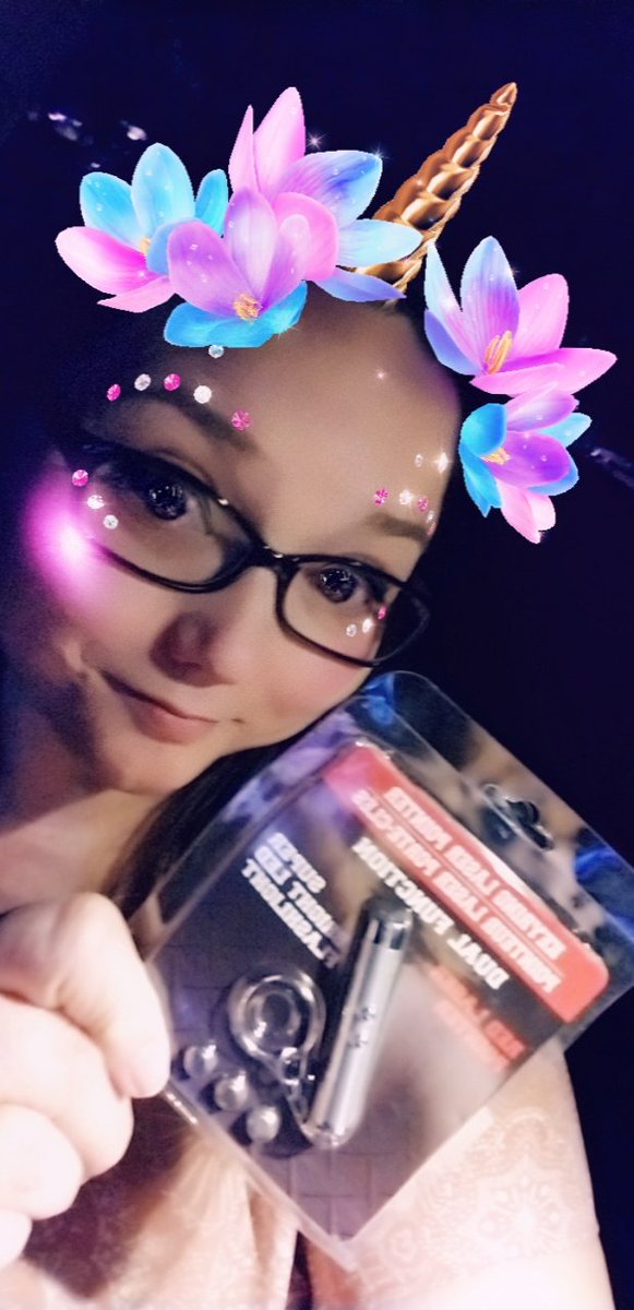 Mrs_jYunker's tweet photo. #teacherwin found my unicorn of a needed item for tomorrow's labs @DollarTree on my 1st stop! #scienceteacher #laserpointer #science #howaretheyallbroken #teachinginthemiddle https://t.co/ReFM0pfl4C