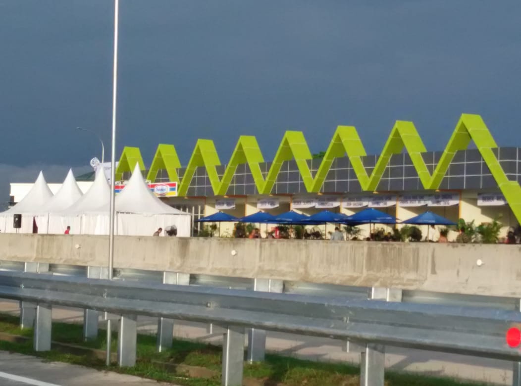 Bismillah..
Peresmian jalan tol Sragen - Ngawi dan rest area km 538B oleh bapak presiden <a href="/jokowi/">Joko Widodo</a>