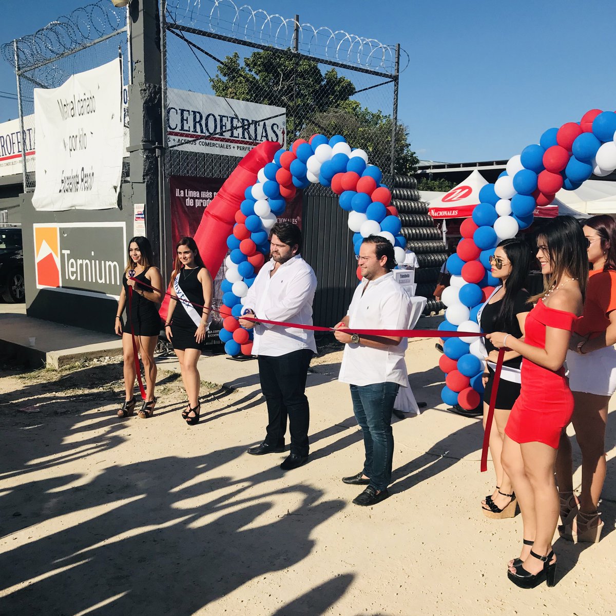 WitEventosMx's tweet photo. Inauguración Planta Acerofertas Sur
#noviembremegustapara #eventos #merida #yucatan #witeventos #meetingplanners #casaproductora #incentivos #convenciones #incentives #eventoscorporativos #corporateevents #añonuevo2019
#conventions #mexico #witeventos https://t.co/hpIJvJ1dDM