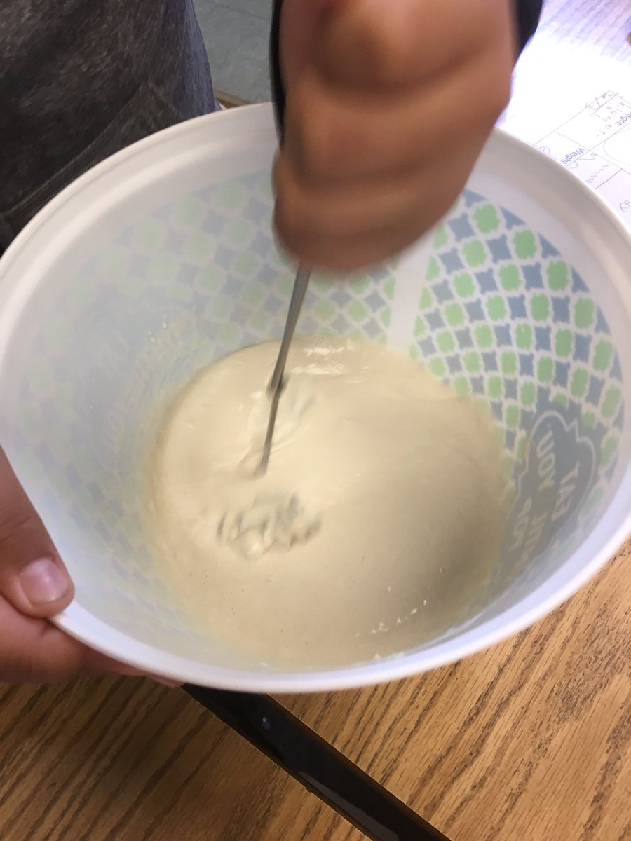 MaxwellTeam17's tweet photo. Exploring the properties of matter and having a good snack, too! #provocations 
#sciencerules 
@MaxIBPrincipal 
@MrsTateMaxwell 
@duarteusd https://t.co/PKzSoA4mDr