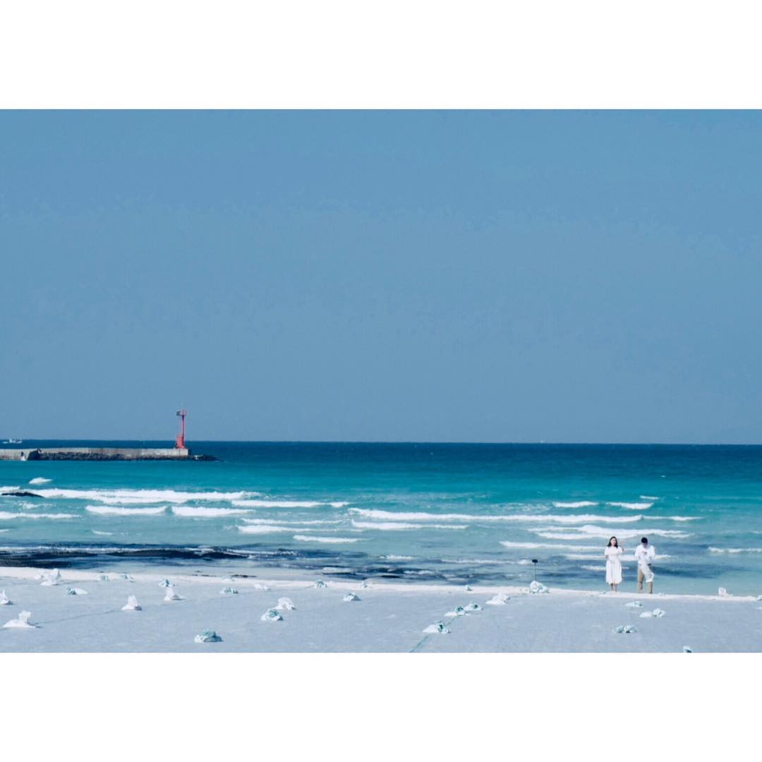 DtDBdc5VAAApRSe?format=jpg