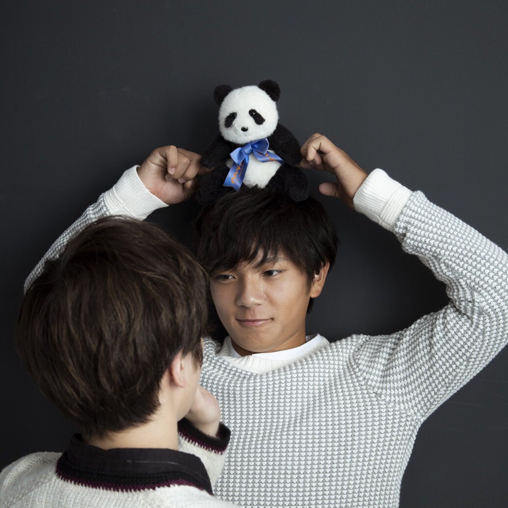 Anan 本日発売のanan2129号に フィギュアスケーターの宇野昌磨さんとモデルとしても活躍中の弟 樹さんが初登場 樹さんの初の著書 兄 宇野昌磨 弟だけが知っている 秘密の昌磨 弊社刊 の未掲載カットとインタビューをご堪能ください Anan