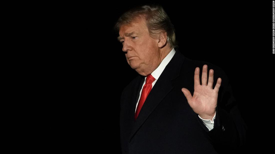 CNN's tweet photo. US President Trump blamed the GM plant closures and recent stock market dips on the Fed in a Washington Post interview. "They're making a mistake because I have a gut and my gut tells me more sometimes than anybody else's brain can ever tell me," he said. https://t.co/LFryDiNDRg https://t.co/sHzoGWF2tc