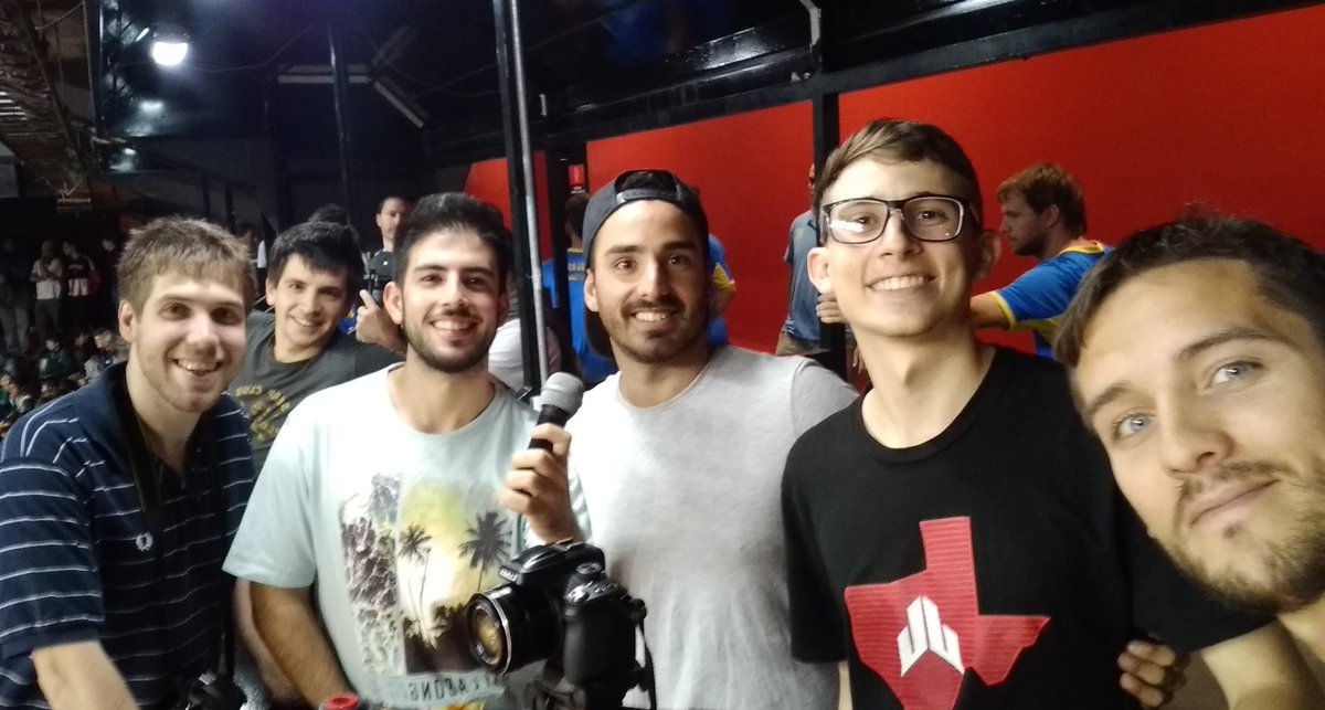 CunaDelFutsal's tweet photo. #FinalARF ⚽🏆 | ¡Hay equipo! Los periodistas y fotógrafos de #CunaDelFutsal ya están listos para cubrir el encuentro. https://t.co/k8fUJC6gMQ