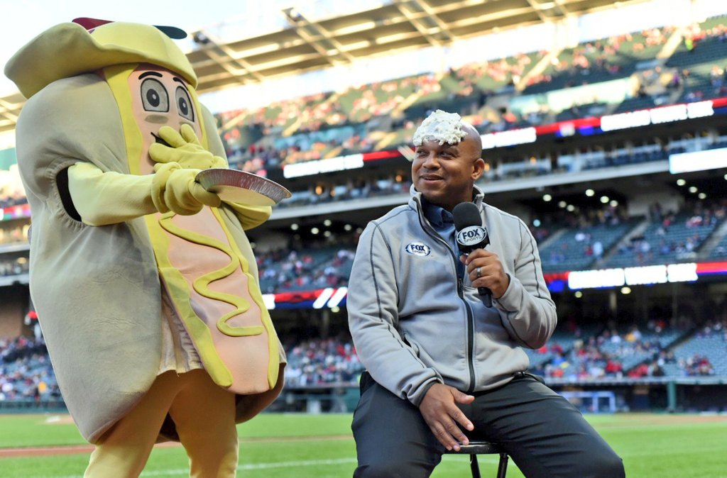 Guardians Hot Dogs tweet media