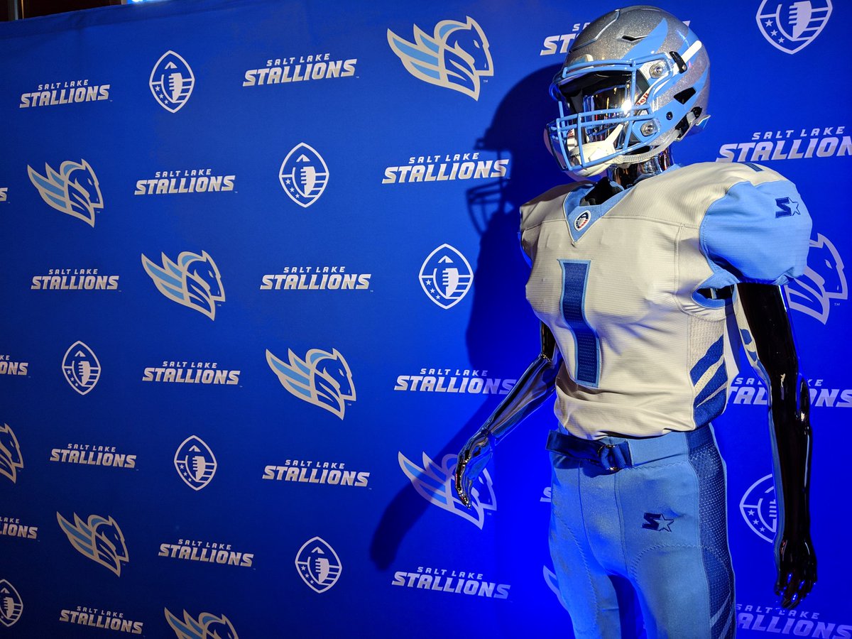 aafstallions's tweet photo. The @aafstallions uniform is a big hit here @bouttimepub in West Jordan! Come on down to watch the #ProtectOrPick #QBDraft #JoinTheAlliance https://t.co/bJT4sdVSkO