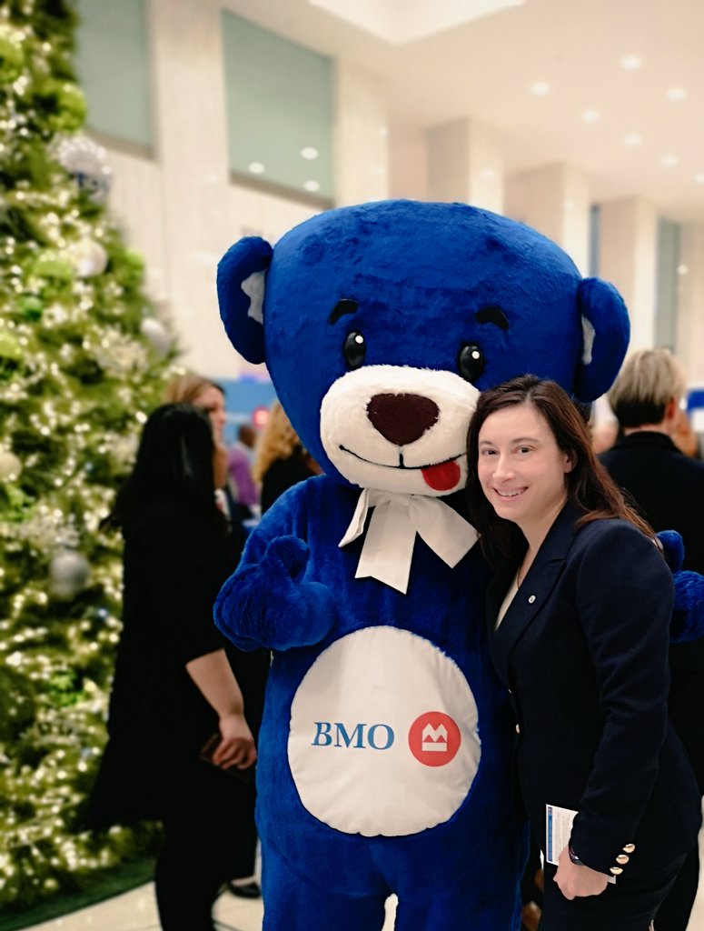 Excited to kick-off BMO Employee Giving in support of United Way with BMO Bear and colleagues! Make a pledge to show your local love!! #BMOHelps
#proudtoworkatbmo