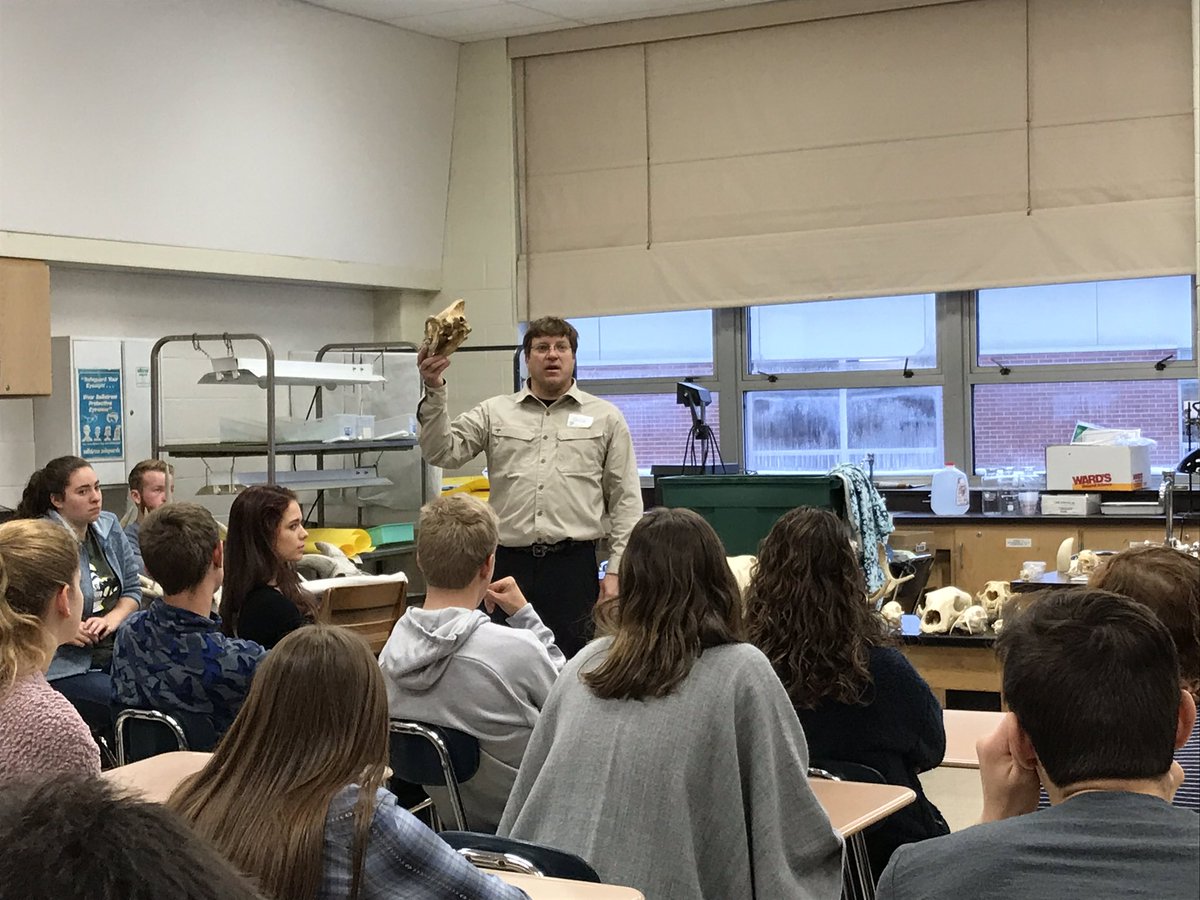 CFSalyers's tweet photo. Thanks Bill Weber for bringing in your collection of bones #skulls #boneguy π https://t.co/kLIiRUUYmG