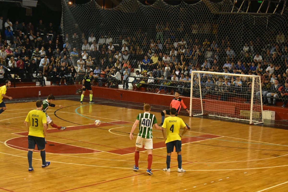 EntreLineasOkk's tweet photo. #FinalARF | Secuencia de la #6taFalta de @JCR_futsal 

📸: @CunaDelFutsal https://t.co/zIUNe8xdT1