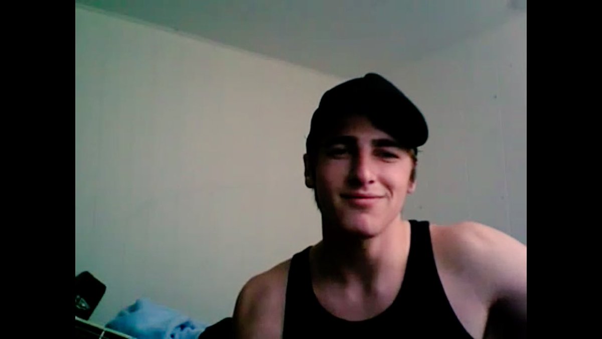 rachelLlovee's tweet image. when did @HeffronDrive stop doing random youtube acoustic covers of other pop songs?! You ever think bout it doing any kendollll ?? #kendallschmidt #youtube #checkyes