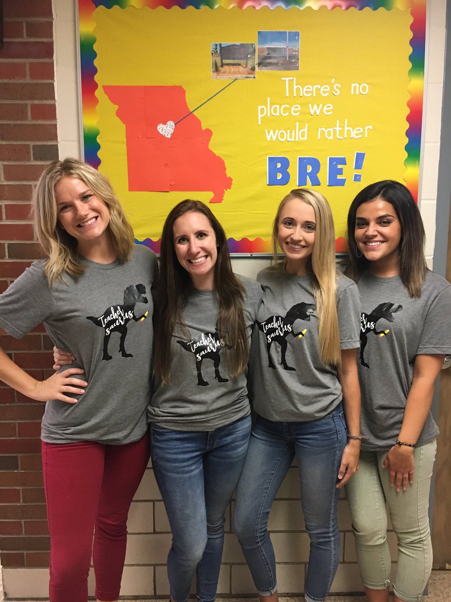 MrsSouthwood's tweet photo. A1 - I am thankful for my support system! I am blessed to have an amazing family and #BREFamily and for that I am forever greatful. #BRETHANKFUL #WeBelieveinBRE https://t.co/808LoqJQMt