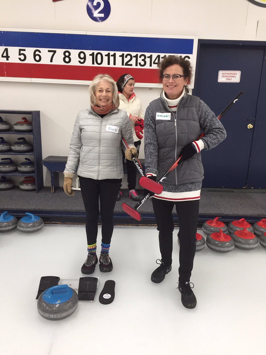unionvillecurl's tweet image. All smiles at the Women&apos;s Learn to Curl on Monday morning! #curling #learntocurl