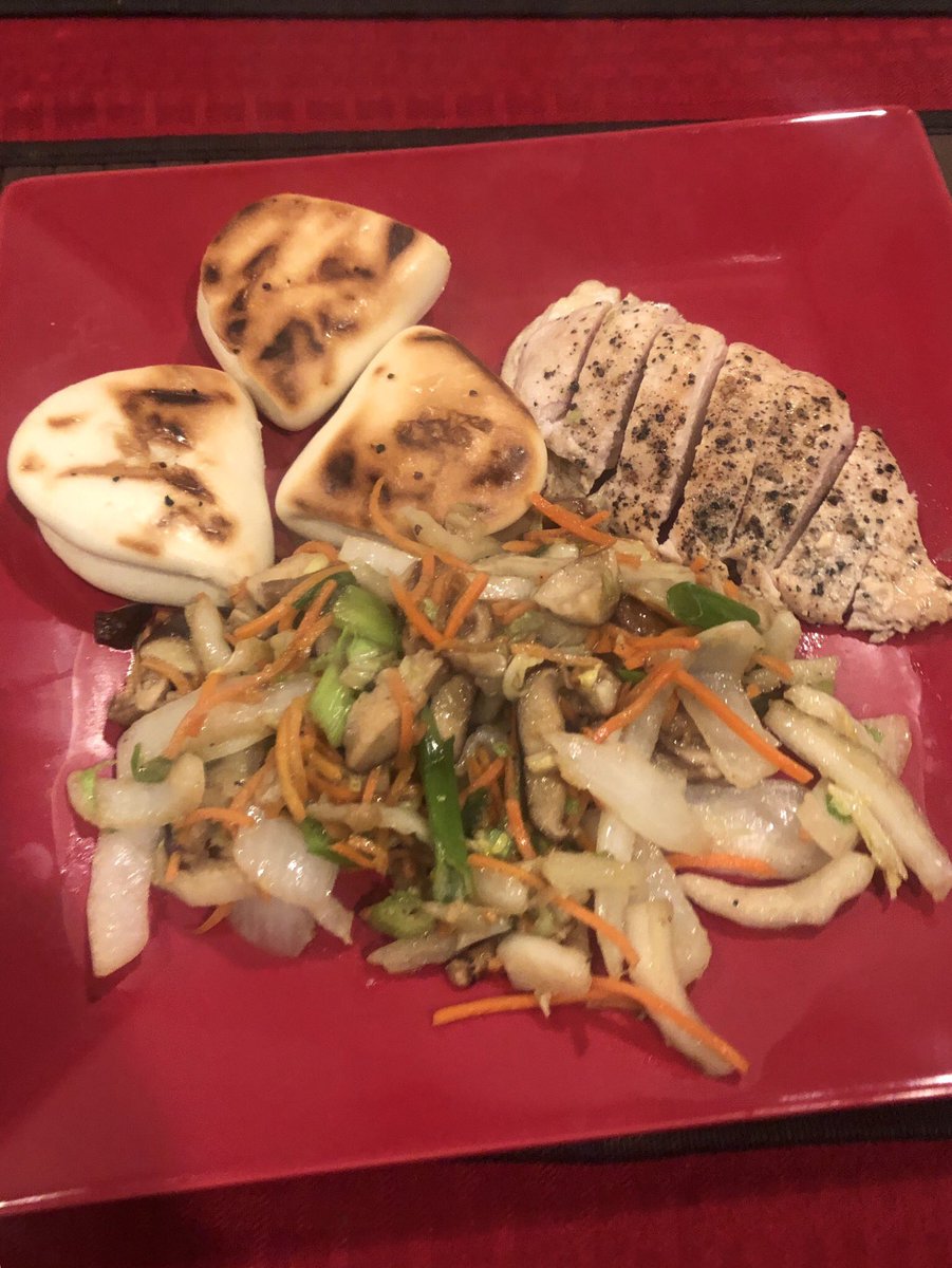 BlackTommy's tweet photo. I can cook!  #gobbleinc #realfood #pekingchicken #miracle https://t.co/nl22k1kU0m
