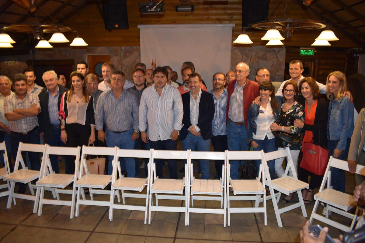 Asumimos la responsabilidad política de construir mirando al futuro... en eso andamos! 

Junto a <a href="/SanPedroMariano/">Mariano San Pedro</a> y cr@s de Almirante Brown 👇