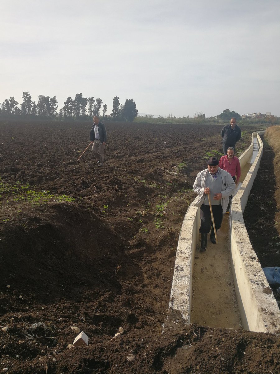 AlainChatry's tweet photo. #Akkar #Farmers checking on their new #Irrigation Canals, stating the importance of such projects on their #Livelihoods and #Agriculture #Value_Chain #Development . #UNDP #UKDFID #UK #LHSP #EandE #MoEW #Lebanon #Host_Communities https://t.co/LOs8RcF2Zk