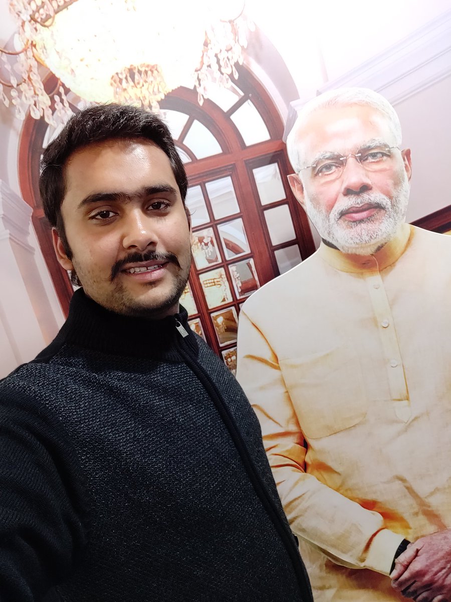 iamberagarwal's tweet photo. Bought @namomerchandise from their stall at #IITF2018
Also, clicked selfie with Hon'ble PM @narendramodi ji's cutout at "Selfie Point" at the stall.
The interesting thing about this stall was that they were accepting digital payments & were promoting paper carry bags. #NamoAgain https://t.co/Nf2U60nfXq