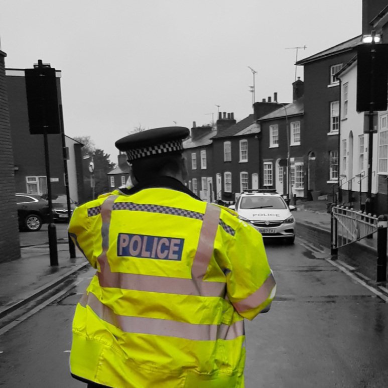 We are around today on patrol and taking calls in the #StAlbans district 🚔 If you see anything suspicious call 101 or 999📞 If you see us come and say hello😊 or give us a wave! 👋 #Police #ProactivePatrols #Response #HertsPolice