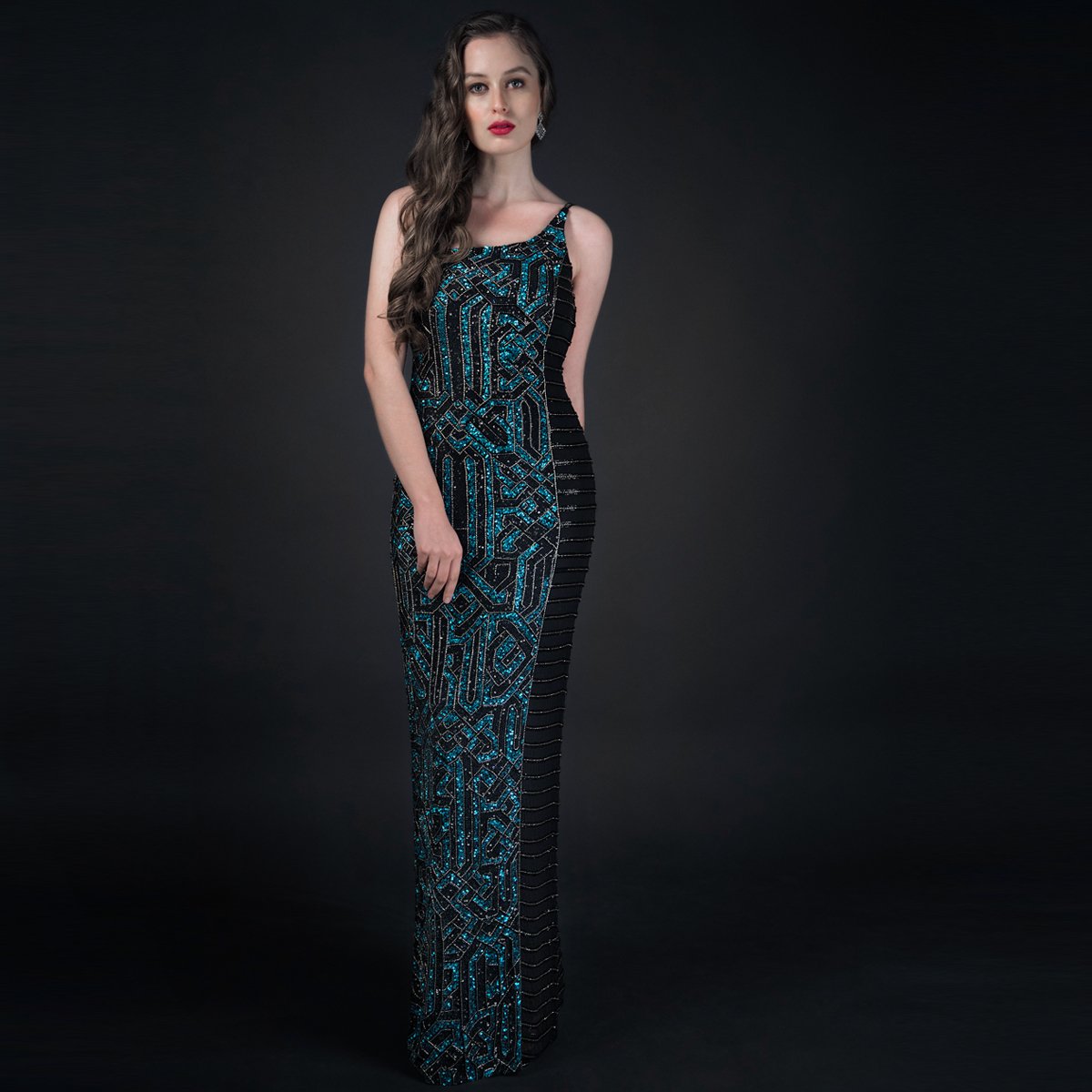 thefrontrow6's tweet image. Beautiful designer gown with heavy beading.
Lable : The-Front Row Dress designed by : Seema Kashyap
#label #fashionblog #indianfashion #shopnow #lookelegant #lookpretty #fashionmodel #models #fashiontrends #ontrend #styleblogger  #photoshoot #style #fashion #TFR #TheFrontRow