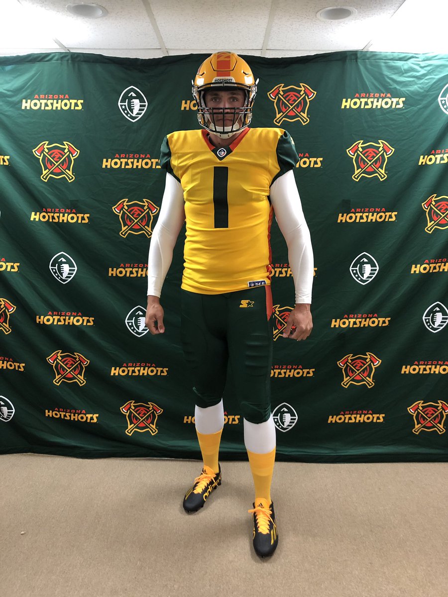 Kaci_Demarest's tweet photo. Lots of action tonight at the #AZHotshots #ProtectOrPick QB Draft watch party at @axethrowingphx, including the official jersey reveal! Excited for whatโs to come ๐ฅ #JoinTheCrew https://t.co/obOAcZI4Oi