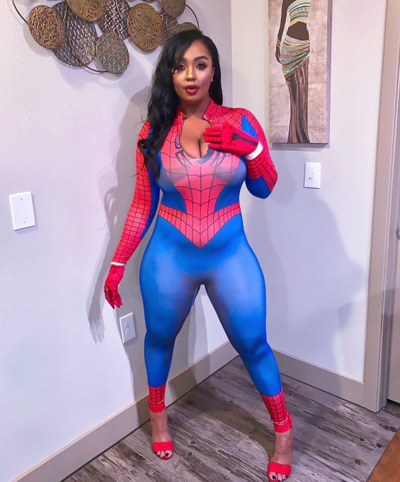 Wanna feel my spidey senses ?❤️👅🕷🕸 #spiderman #cosplay #marvel #comics https://t.co/VIONNU5yyp<a href="/tag/spiderman"class="tags">#spiderman</a><a href="/tag/marvel"class="tags"><span>#marvel</span></a><a href="/tag/cosplay"class="tags"><span>#cosplay</span></a><a href="/tag/comics"class="tags"><span>#comics</span></a>
