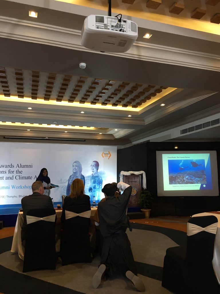 nisthu's tweet photo. Dr Mizu presenting their project on โBringing colours to the marine protected area banana reefโ #AustraliaAwards #MaldivesAlumni #RAW2018 #RegionalAlumniWorkshop #Maldives https://t.co/2OqflaEQpv