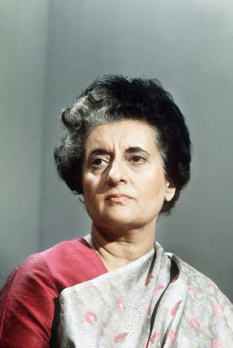 Happy Birthday, Indira Gandhi: Power Dressing Tips From The Pro! -  Boldsky.com