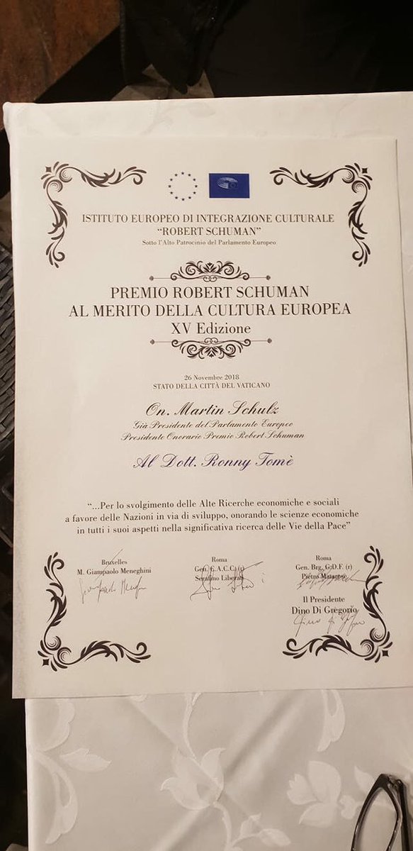 LeeSinDucatus's tweet photo. Tự hào về BLD Ducatus

Ducatus tại Vatican và nhận giải Robert Schuman!Hôm nay là một ngày SỬ THI cho Ducatus,tầm nhìn của ông và toàn bộ gia đình Ducatus. Giám đốc điều hành Ronny Tome của chúng ta đã được trao giải thưởng DANH GIÁ Premio Robert Schuman #Ducatus https://t.co/4CATedxeoY